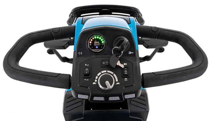 Control buttons of the Victory Sport Scooter