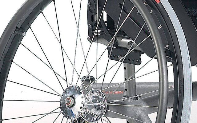 Quickie Sports Wheelchair wheel with stainless steel axle